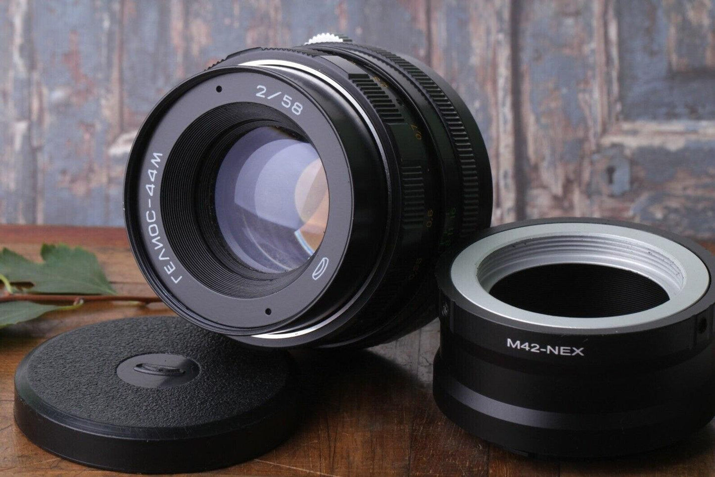 Helios 44M Soviet lens 58mm f/2 M42 Sony E mount, Sony NEX adaptor.